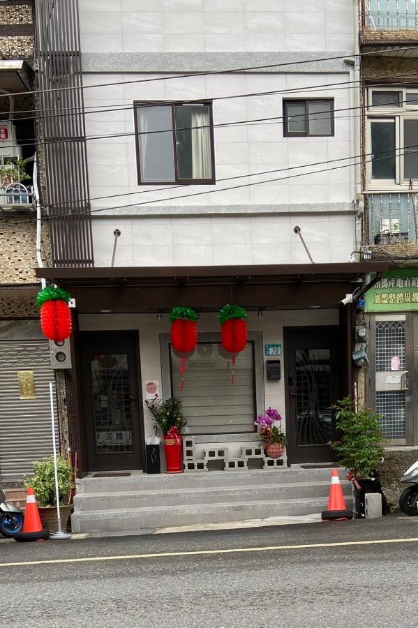 晶晶輕旅民宿 New Taipei City Экстерьер фото